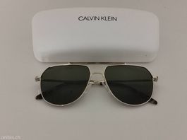 Lunettes de soleil Calvin Klein