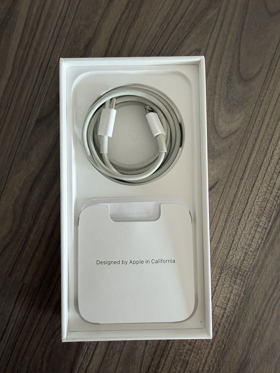 Apple Telefoni cellulari / Smartphones: iPhone 14 Pro, 1 To, Excellent état, Full Set. – Usato da Genève venduto da que_r86j 3