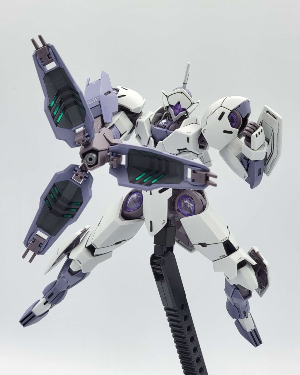 Bandai Kit di modellismo & Modellini statici: BANDAI HG 1/144 MICHAELIS MODEL KIT – Nuovo e nell'imballaggio originale da Knonau venduto da CEPPIGATTI 3