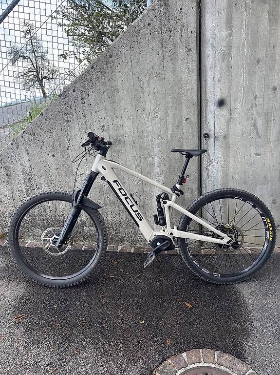 Biciclette: Focus SAM2 6.8 E-MTB Fully Gr. L – Usato da Horgen venduto da Marco8897