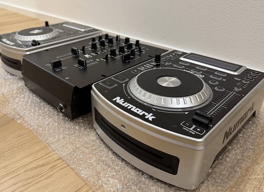 DJ Starter Kit - Numark M2 Mixer + 2 Numark NDX400 DJ Player (Gebraucht ...