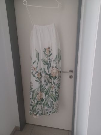 Robe d'été légère à motifs floraux - Taille. L☀️💐🌴