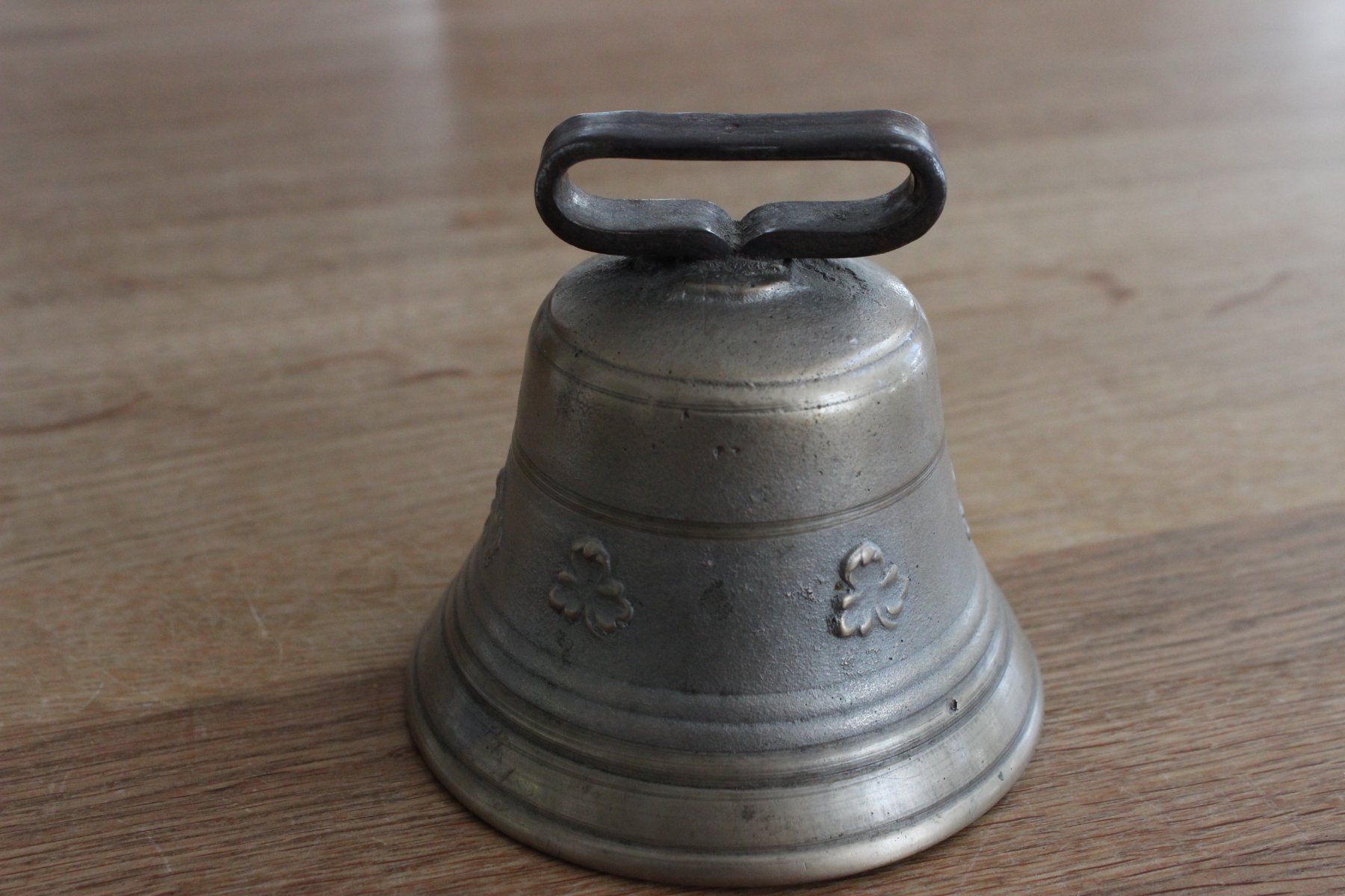 Campanacci mucche: Kleine Glocke – Usato da Rüegsauschachen venduto da Karjan 1