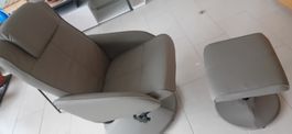 Sessel mit Beinhocker