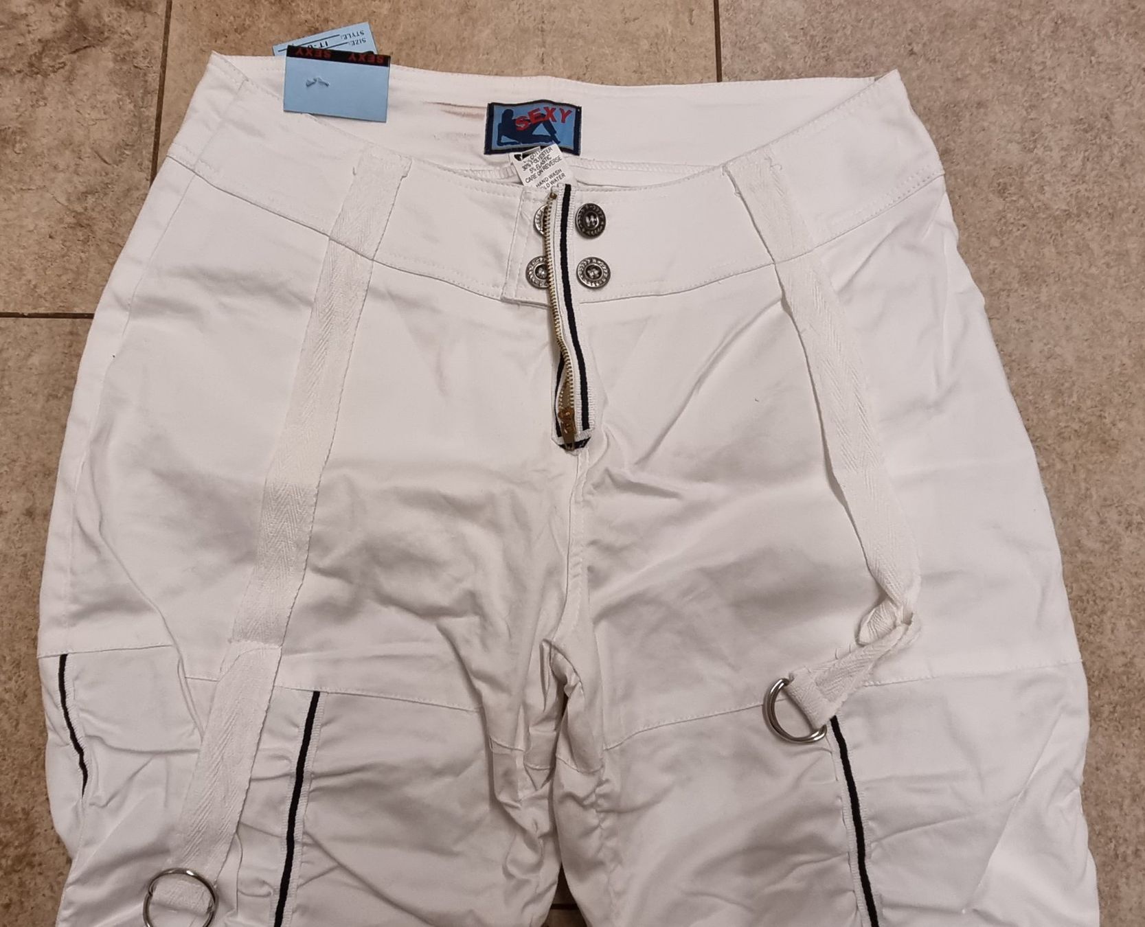Pantaloni: Sexy Hosen gr.42 – Nuovo (secondo la descrizione) da Grossdietwil venduto da GNOM313 1