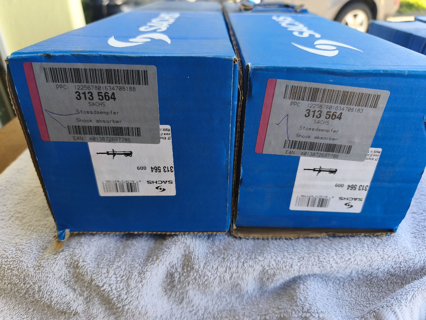 Tutti pezzi di ricambio auto: Stossdämpfer Sachs NEU 2 Stk. – Nuovo e nell'imballaggio originale da Recherswil venduto da Sruscha58 1