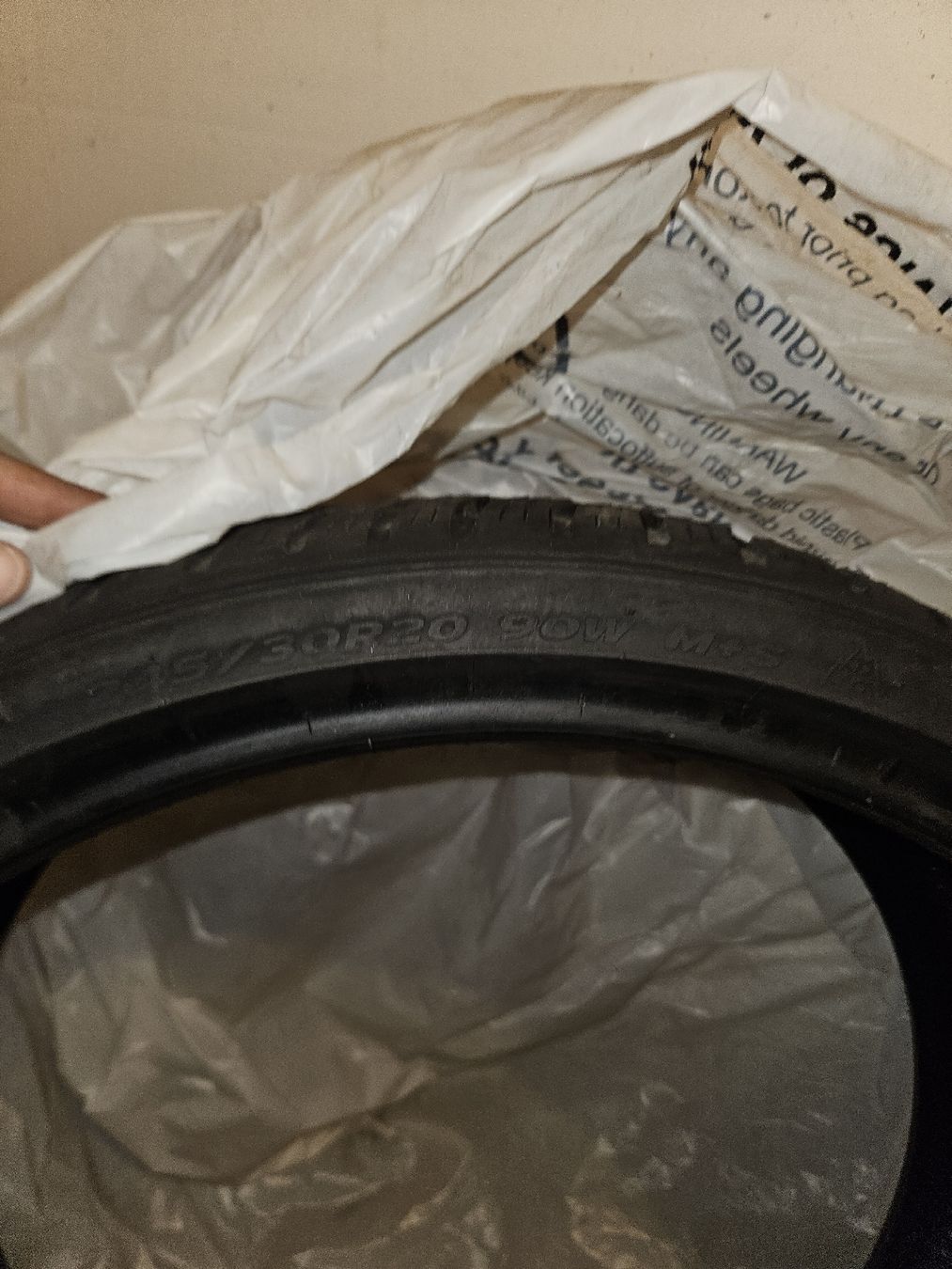 Pneumatici & Ruote complete: 2x Hankook Pneu fast neu – Usato da Schaffhausen venduto da Mirto8212