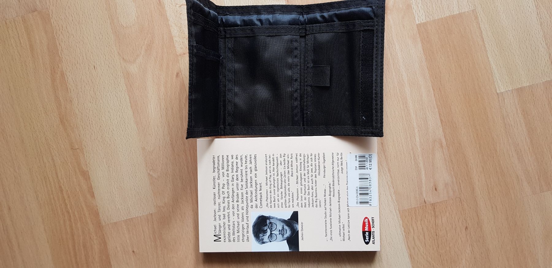 Portafogli: Michael Jackson Portemonnaie und Buch, Das Phänomen – Nuovo (secondo la descrizione) da Zürich venduto da Mani56 1