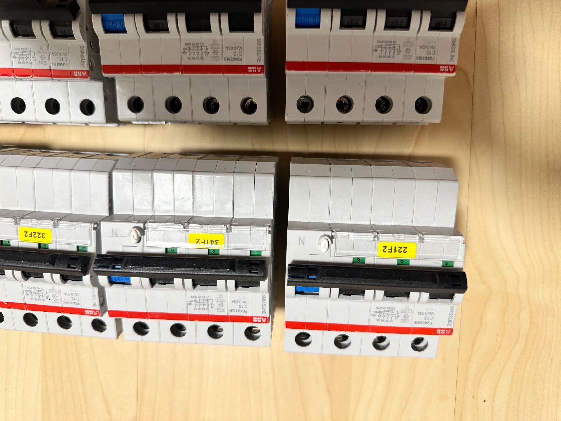 ABB Interruttori: 9x FI LS C13 A 4 Polig Smissline ABB – Usato da niederhasli venduto da rami016 3