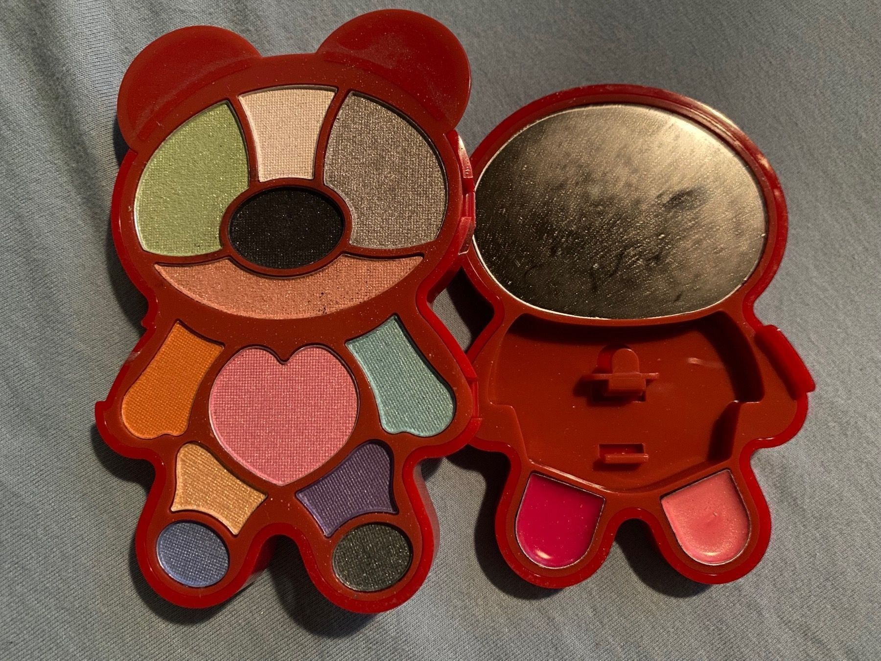 Make-up: Lidschatten Palette + Lipgloss – Usato da Altendorf venduto da Ga04 1