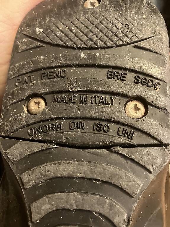 Chaussures hommes: Chaussures de ski Salomon - 41 à 42.5 – D'occasion à Genève par sbo_ks28 4