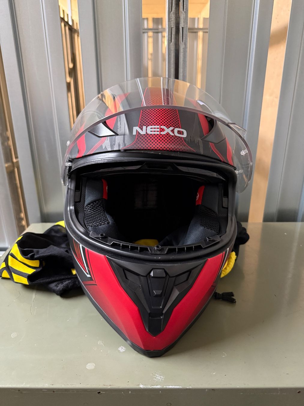 Caschi & visiere: Nexo Motorrad-Integralhelm rot Grösse L – Usato da Regensdorf venduto da fid_9fzh