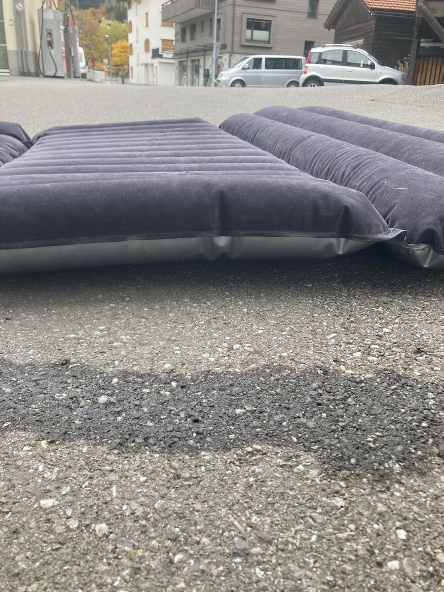 Matelas: Luftmatratze – D'occasion à Klosters par AndrWitt 3