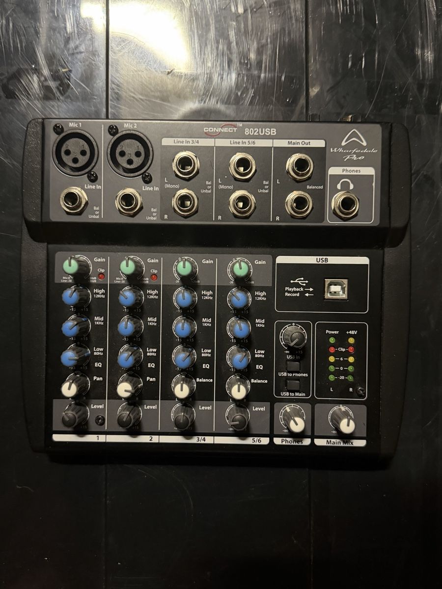 Console di mixaggio: Wharfedale Pro CONNECT 802USB mixer usato – Usato da Camorino venduto da CamperCommunity