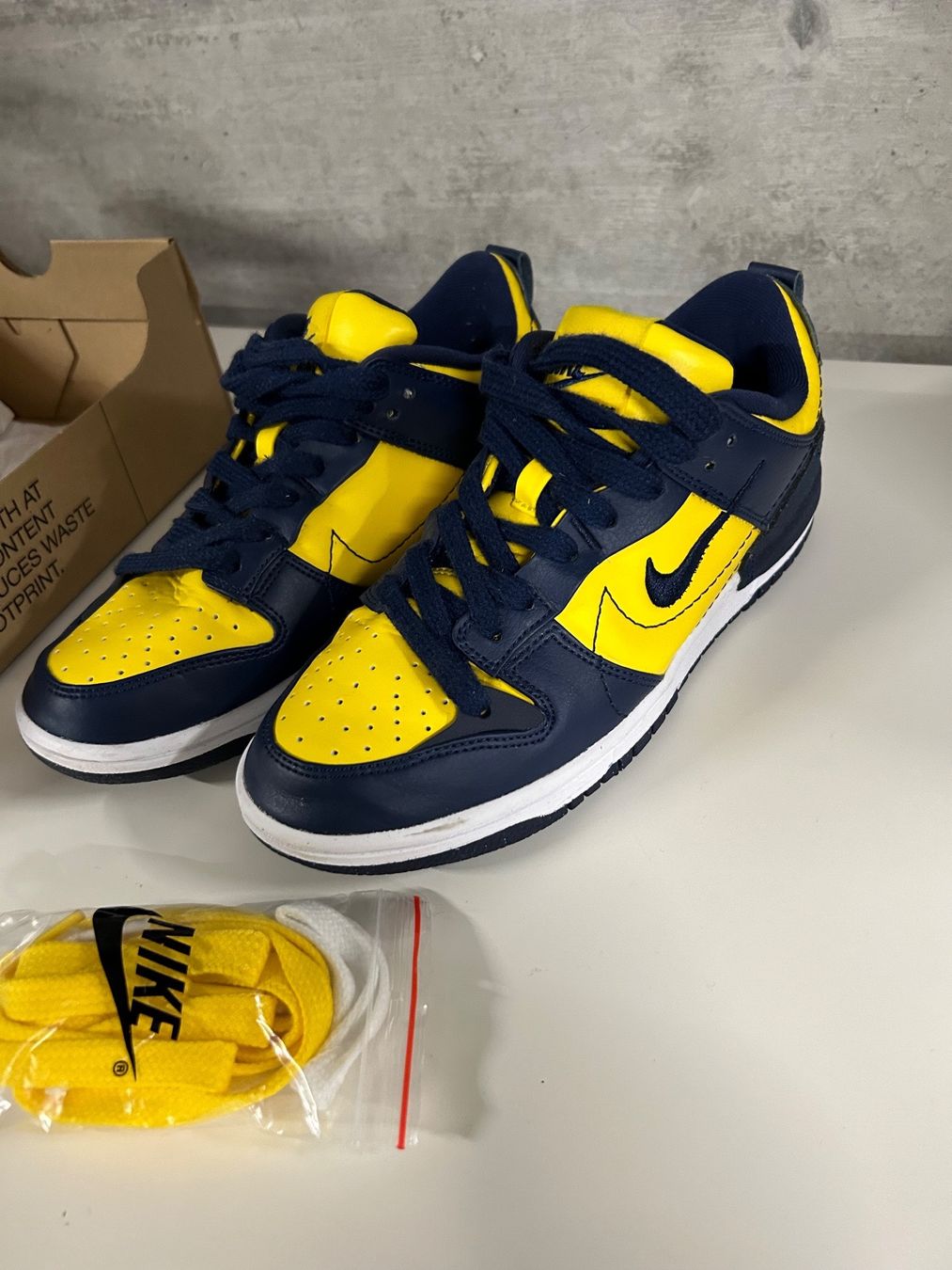 Nike Scarpe da donna: Nike Sneaker Dunk low Disrupt Gr.38,5 – Nuovo (secondo la descrizione) da St. Gallen venduto da heartbug 8