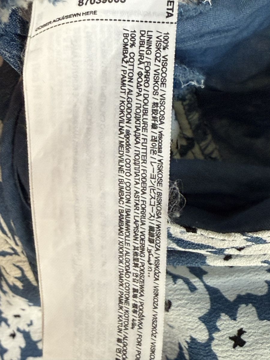 Mango Tute: Combi short bleu fleuri Mango, t.34/XS – Usato da Tavannes venduto da Thriftshop 3