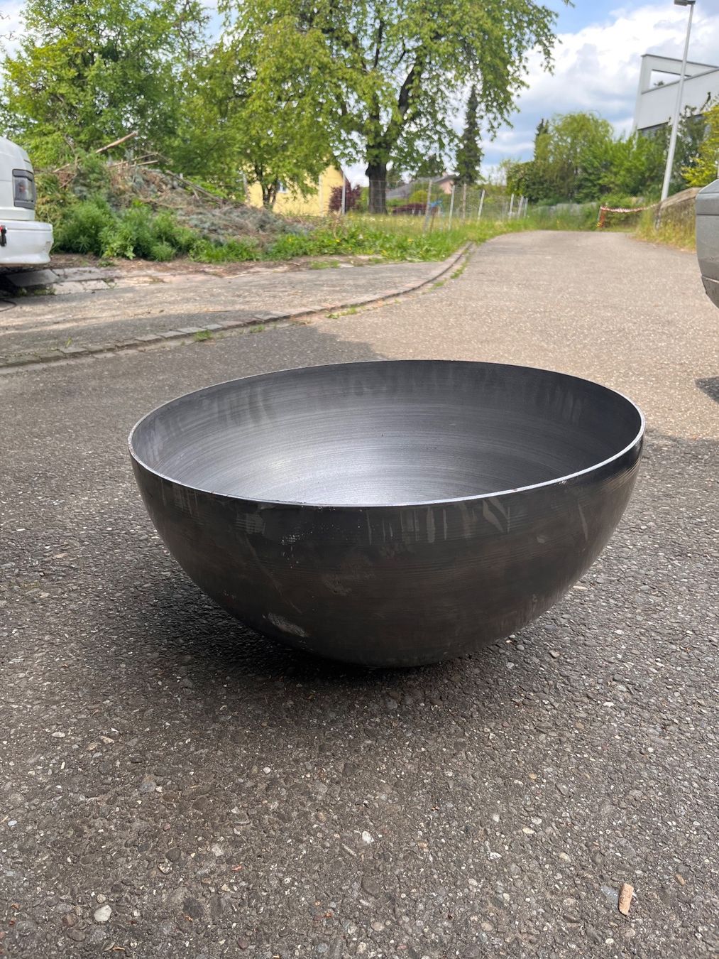Feuerschale: Feuerschale, Halbkugel, Durchmesser 60cm, Dicke 4mm – Neu und originalverpackt aus Oberwil-Lieli von metal-works
