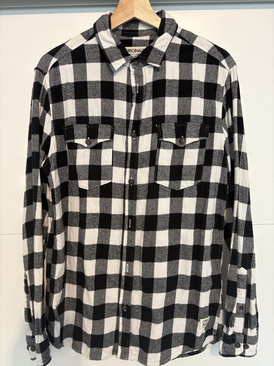 Camicie: Hemd Jack&Jones Gr. L – Usato da Bern venduto da NESC