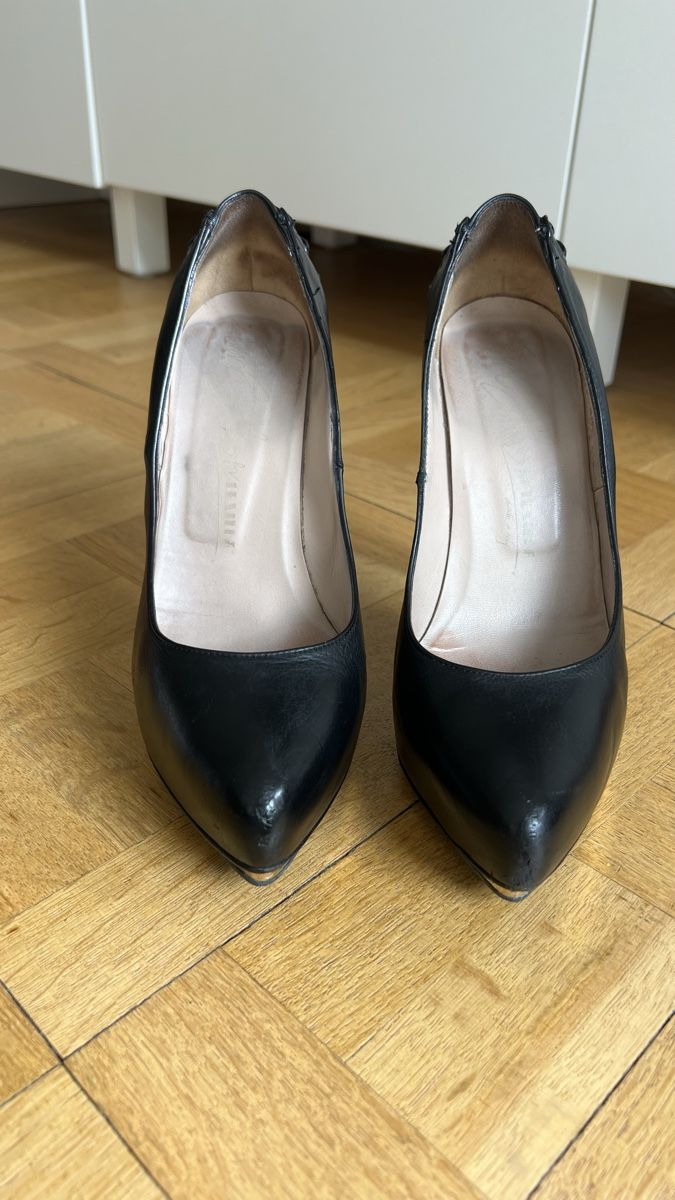 Scarpe da donna: Le Silla Black Shoes – Usato da Genève venduto da liz_68sg 1
