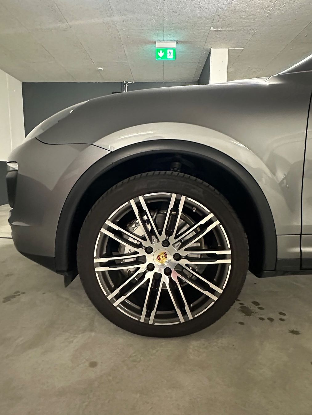 Porsche Automobili: Porsche Cayenne S – Usato da Zürich venduto da inf_p9jh 4