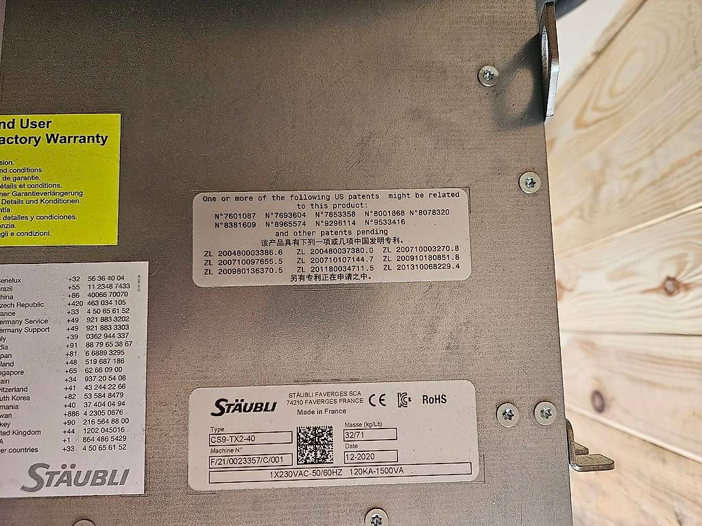 Tutte le macchine: Robot 6 axes Stäubli TX2-40 CS9 – Usato da Les Genevez JU venduto da LCRE 1