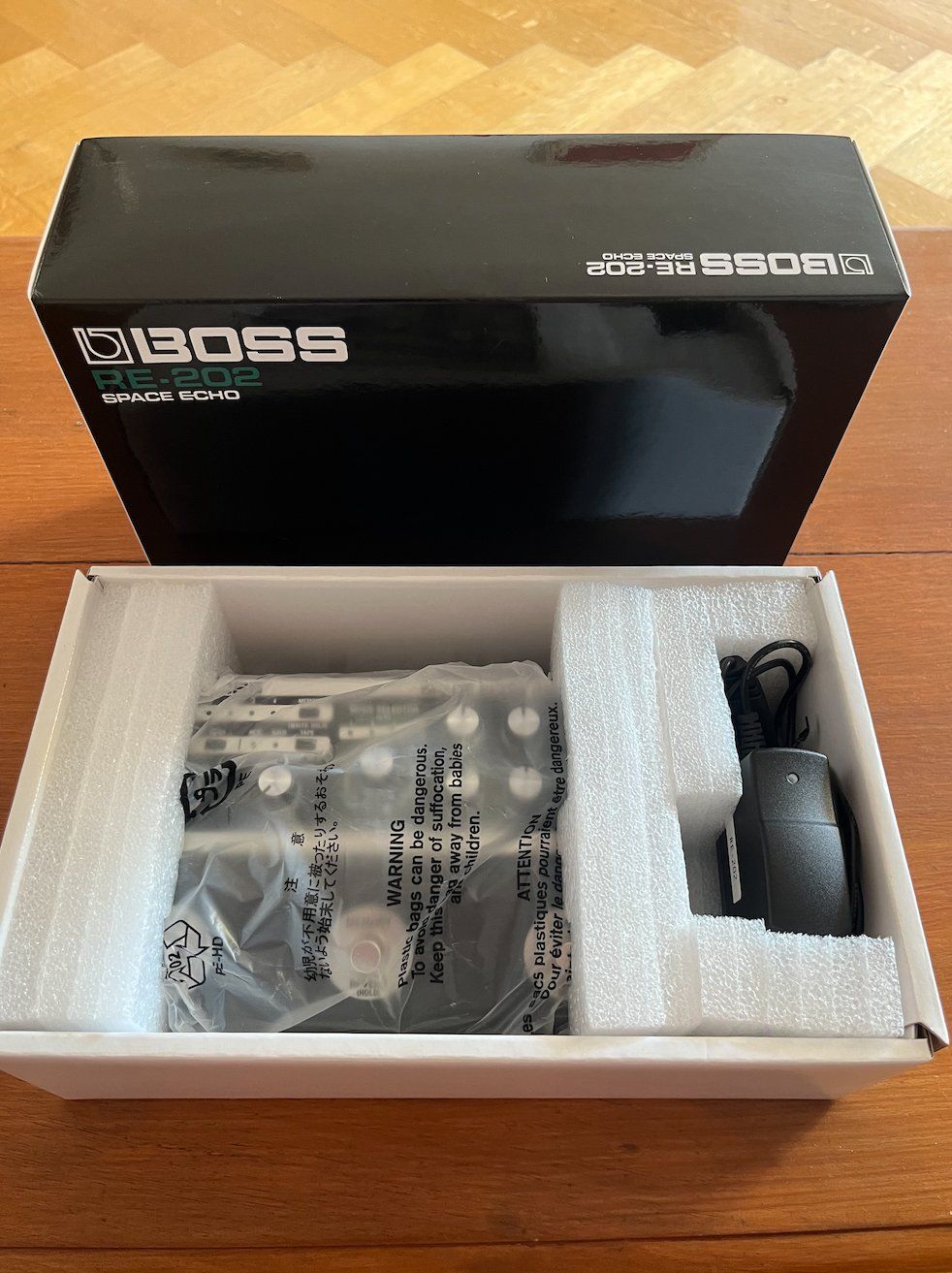 Musikinstrumente: BOSS RE-202 – Neu (gemäss Beschreibung) aus lausanne von Pierreougy 2