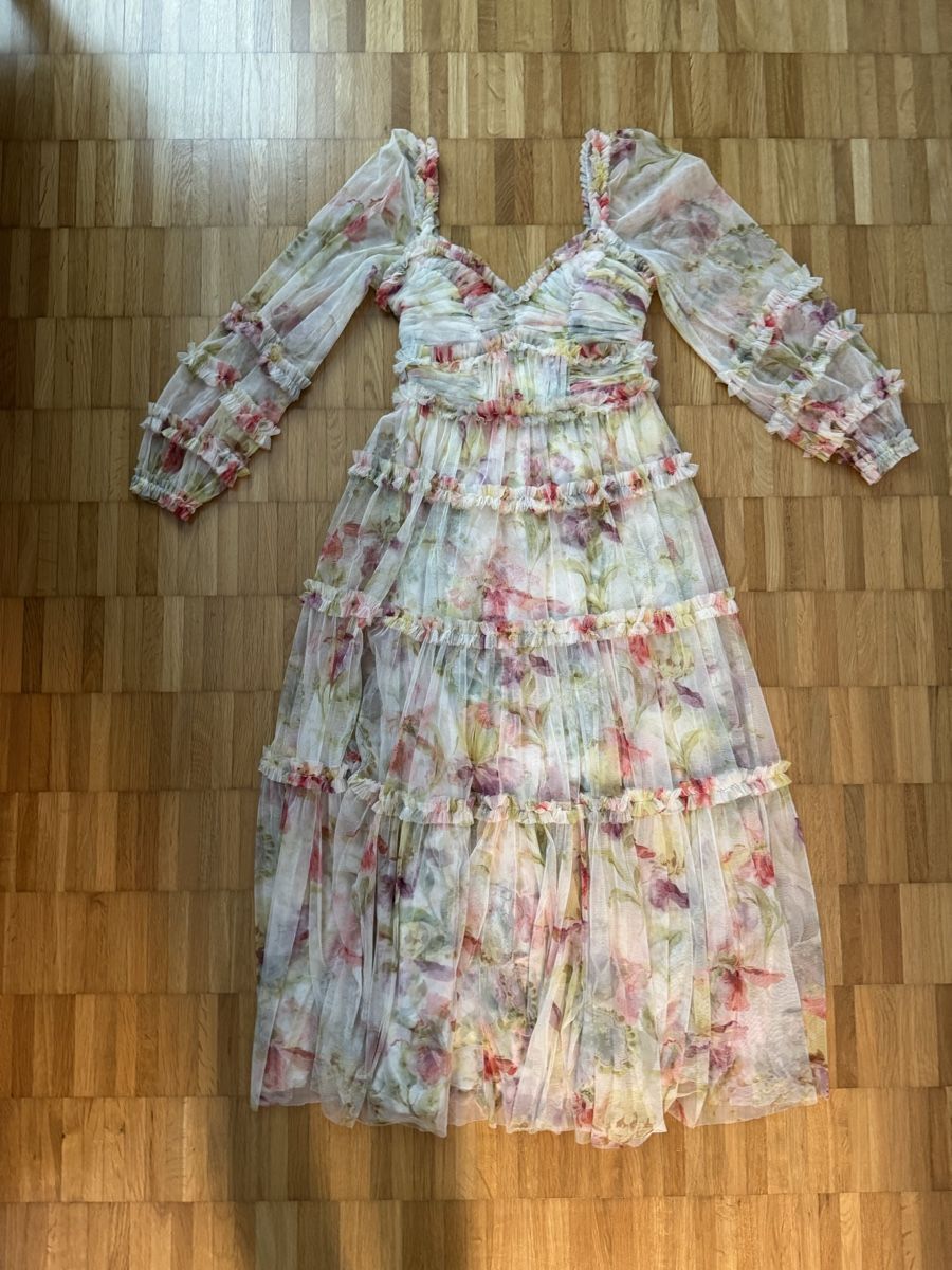 Kleider: Needle & Thread Iris Bloom Kleid, Grösse 36, neuwertig – Neu (gemäss Beschreibung) aus Jona von Good_luck_