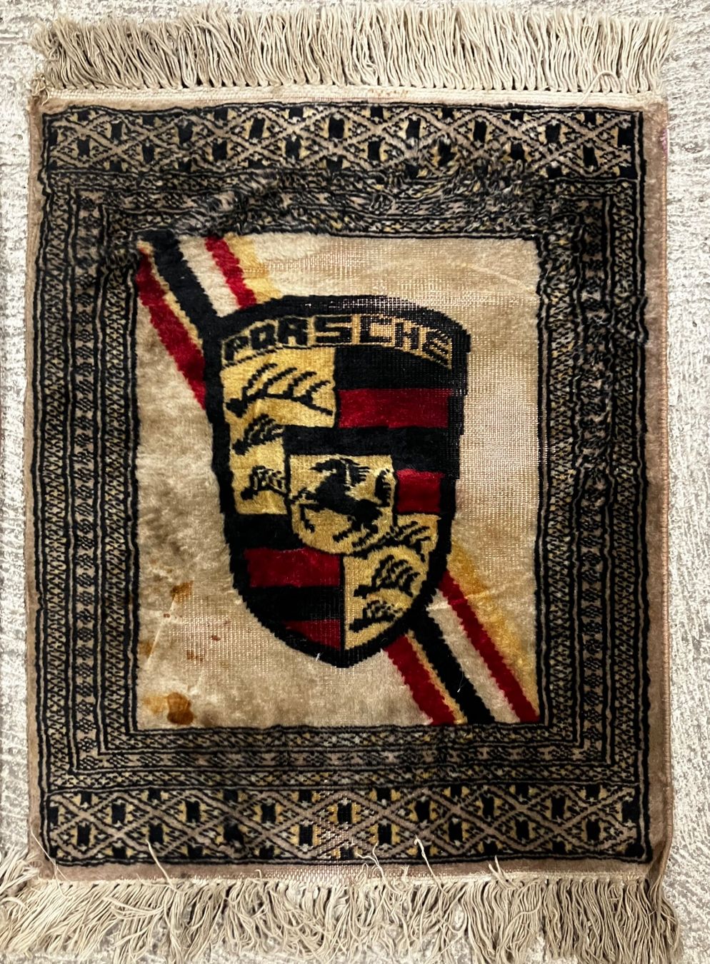 Tappeti: Porsche Teppiche – Usato da Hohentannen venduto da kudulibi 2
