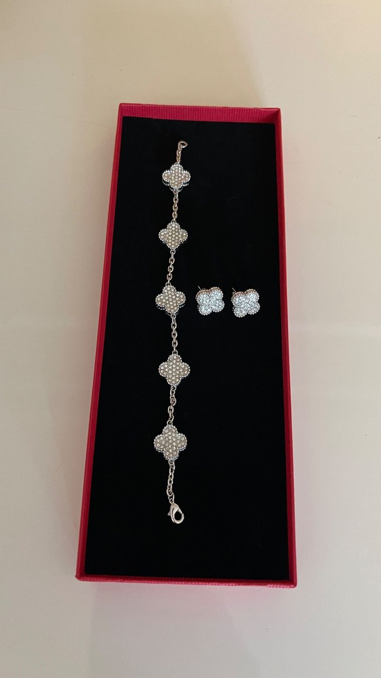 Bracciali & Braccialetti: Armband und Ohrringe – Usato da Ruggell venduto da expoli 2