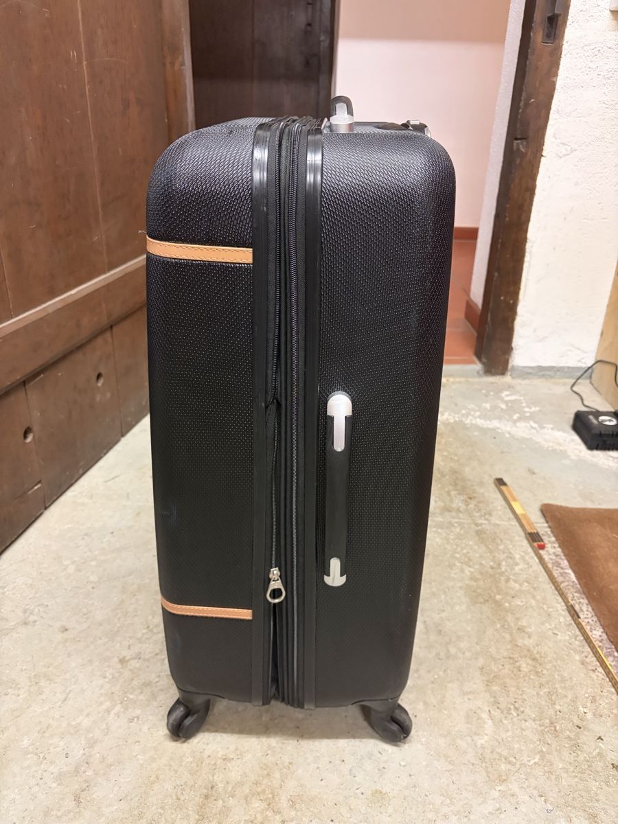 Samsonite Valigie: Rollkoffer Samsonite – Usato da Luzern venduto da ine_9lbj 2