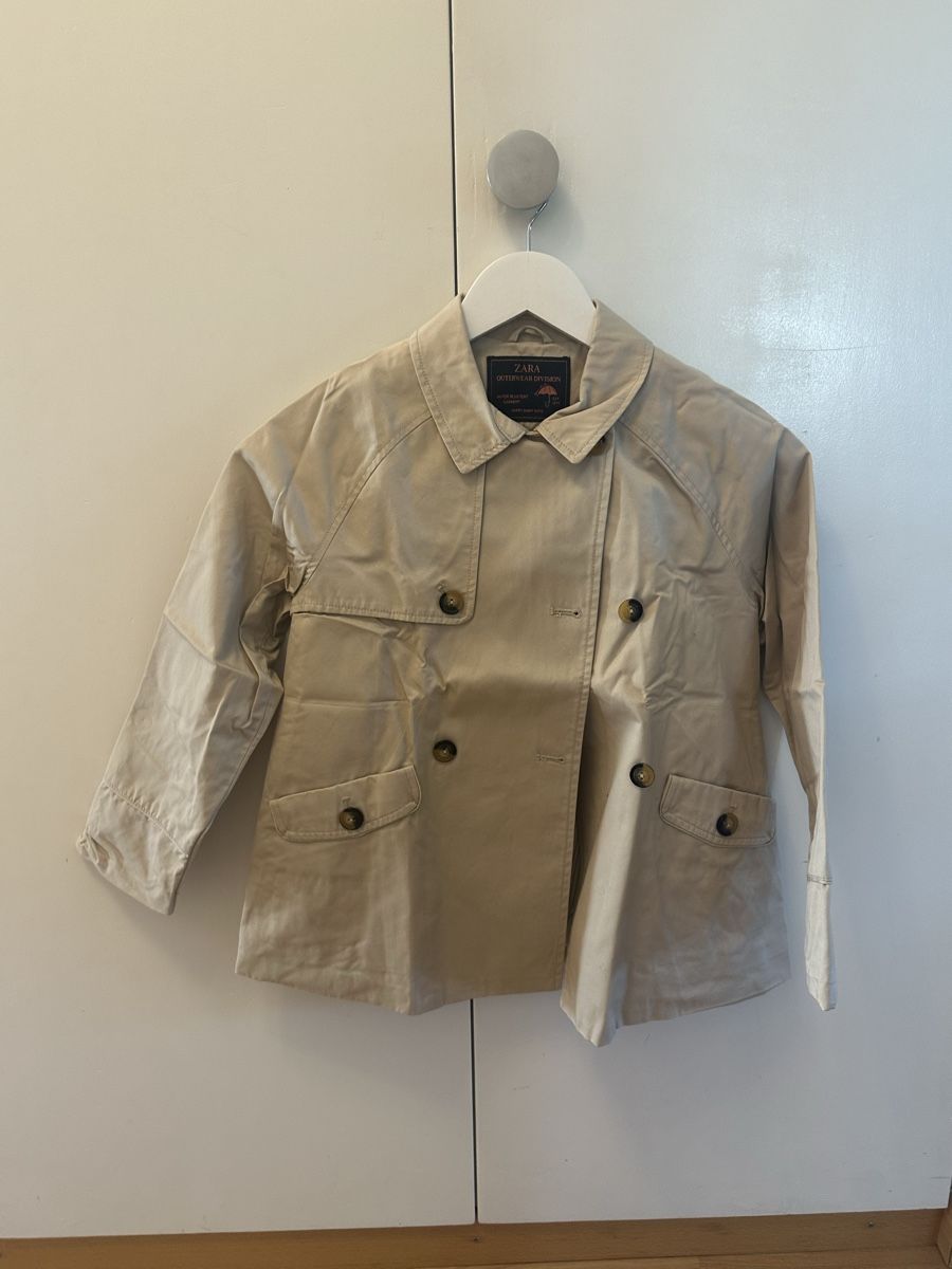 Giacche & Cappotti: Zara Trenchcoat  – Usato da Adliswil venduto da juventus06