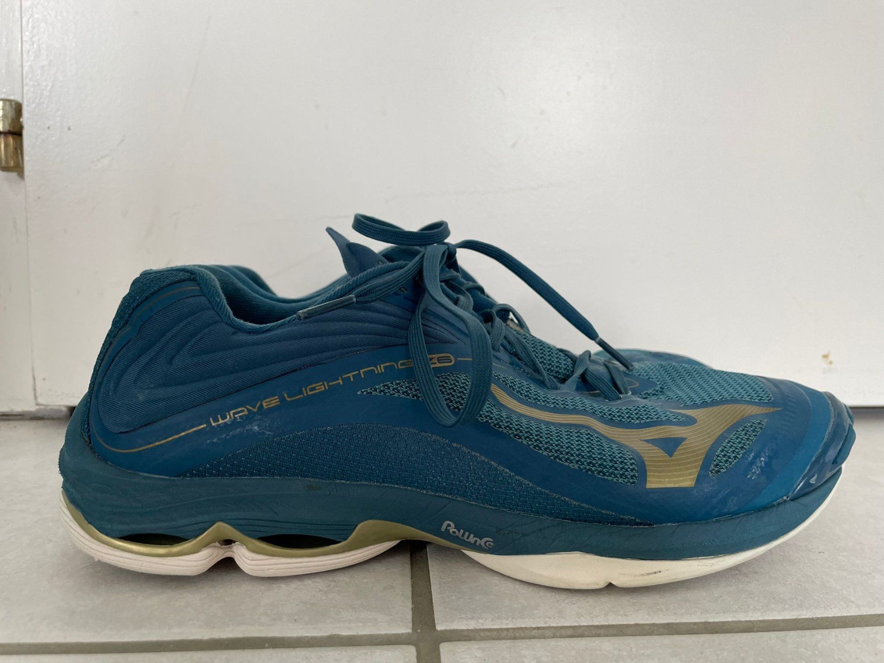 Scarpe da uomo: Mizuno Wave Lightning Z6 Hallen-Turnschuhe – Usato da Madiswil venduto da Stratosteve