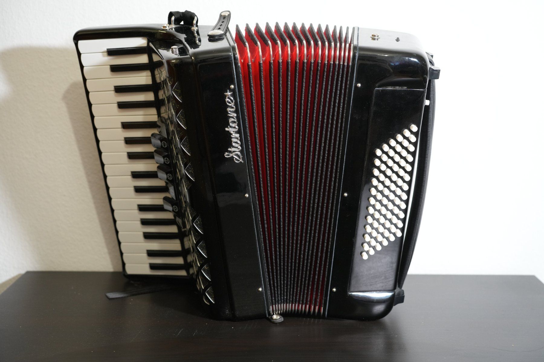 Strumenti musicali: Startone Piano Accordion 72 Black MKII – Usato da Neuchâtel venduto da yan_lq56 1