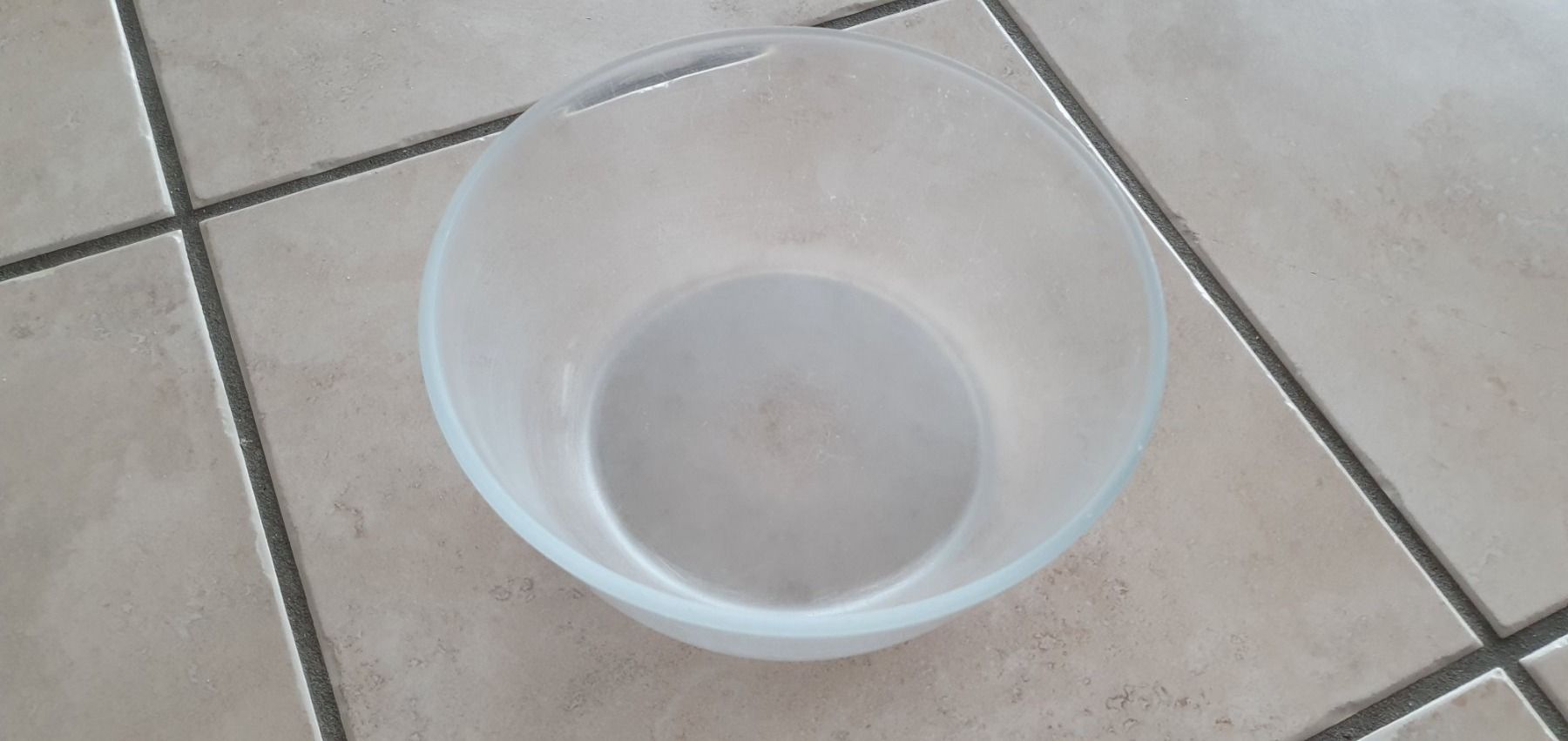 Ciotole: Saladier en verre – Usato da Moutier venduto da mar_7nrw