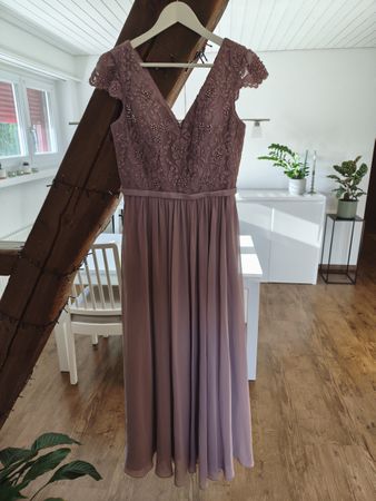 Abendkleid Mascara altrosa mit spitzen Perlen, Grösse 38