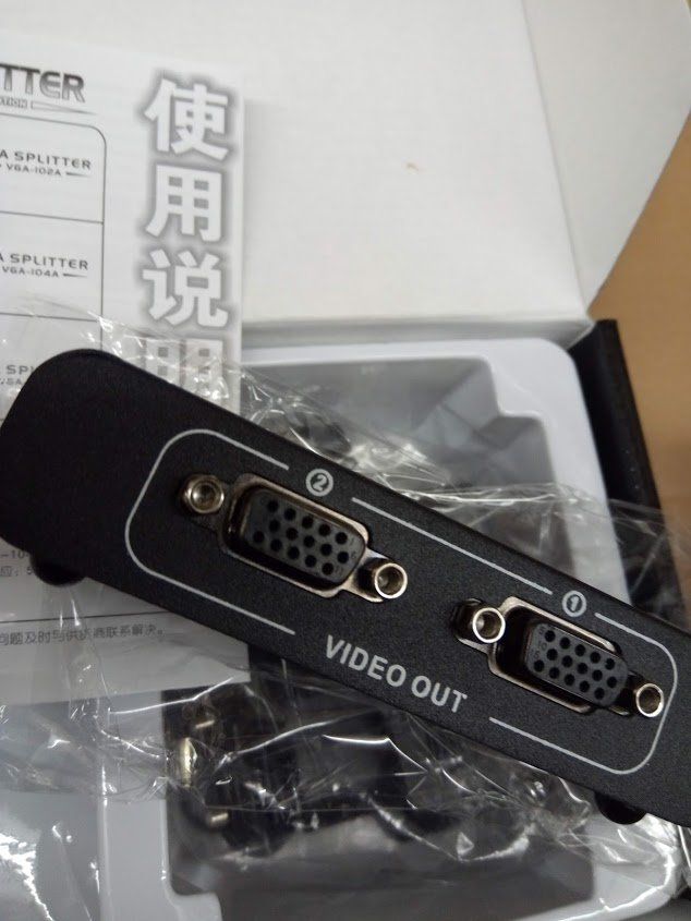 Hubs & Switches: VGA Video Splitter 2port – Neu und originalverpackt aus Ermatingen von rik4rdo