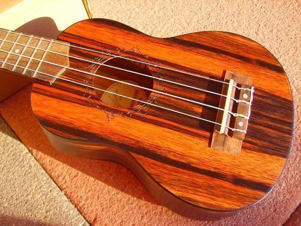 Strumenti musicali: Sopran-Ukulele FLIGHT  (Exotic) DUS-460 – Nuovo e nell'imballaggio originale da Wöschnau venduto da Musikhaus-Luethy5012