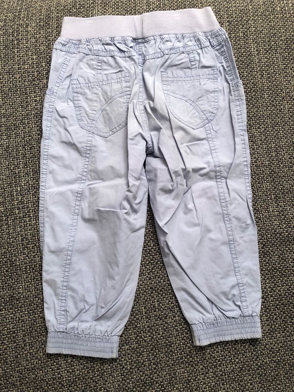 Pantaloni: Violette Kinder Hose, Gr. 134 – Nuovo (secondo la descrizione) da Langnau am Albis venduto da snla_scc9 1