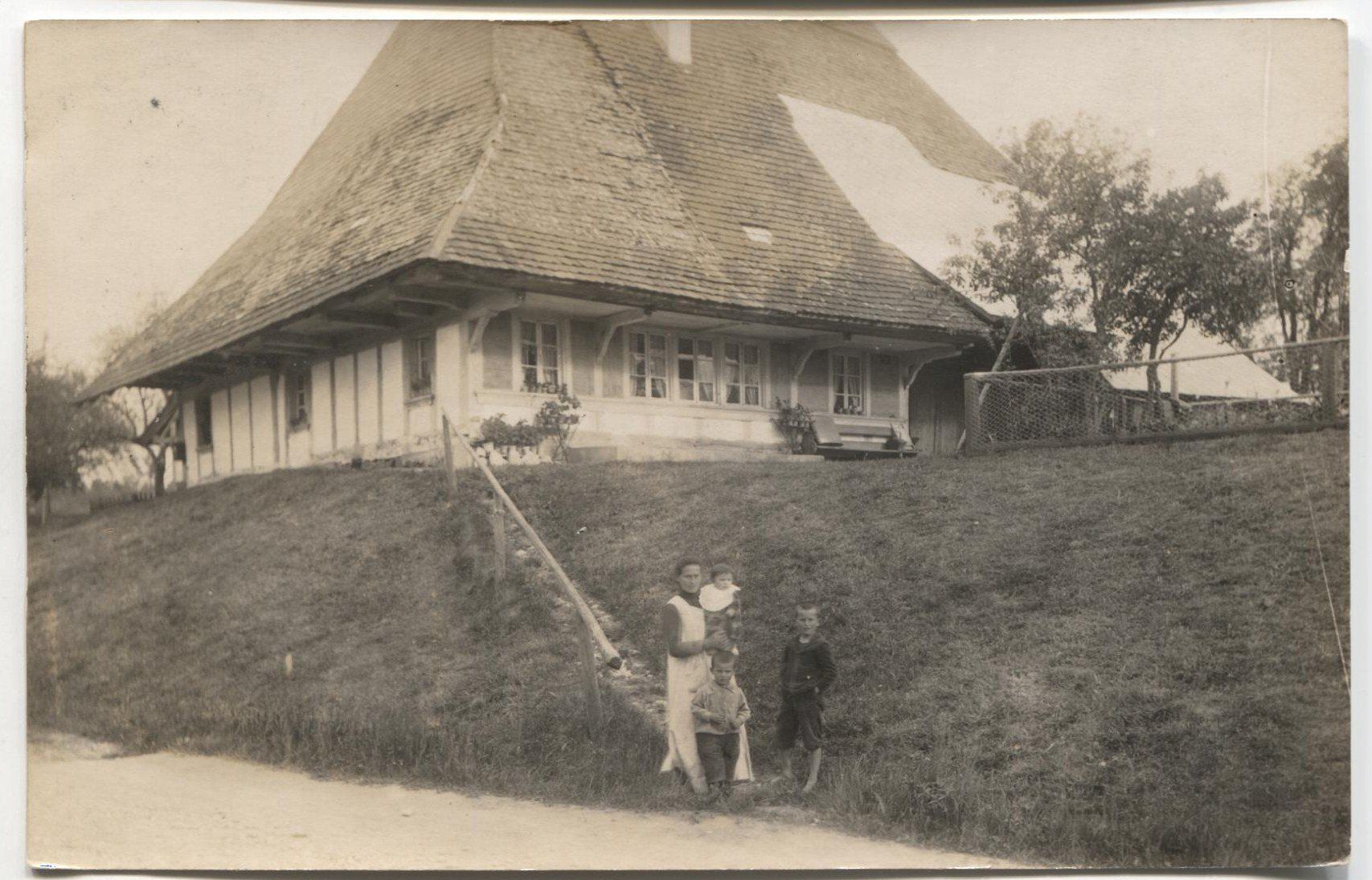 Cartoline postali: KUENGOLDINGEN ? AG 1910 Aargauer Strohdachhaus – Usato da Rothrist venduto da Clanx
