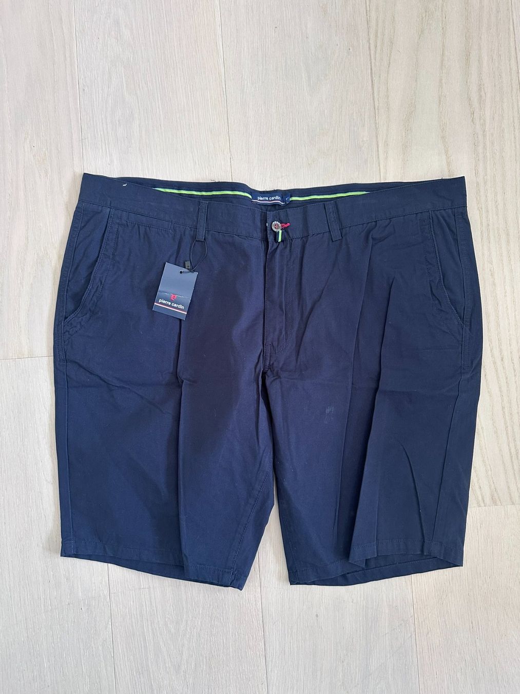 Pantaloni: Herrenshorts Gr. 54 – Usato da Balzers venduto da NinaSprenger