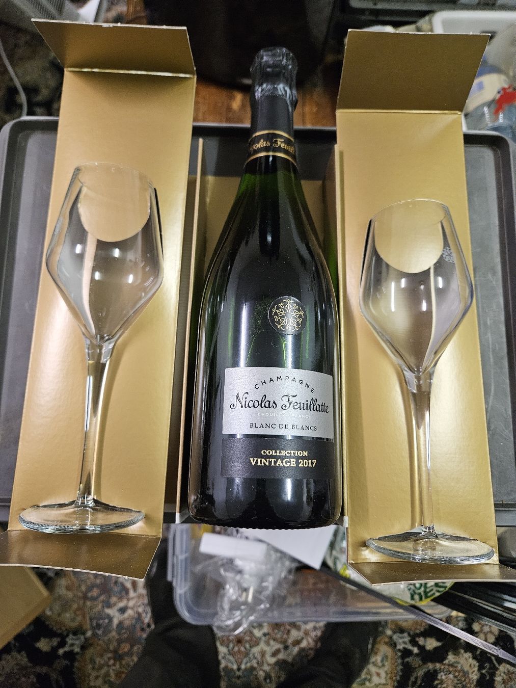 Vino: Nicolas Feuillatte Champagner Set, Blanc de Blancs – Nuovo e nell'imballaggio originale da Rorschach venduto da TimelessTrading