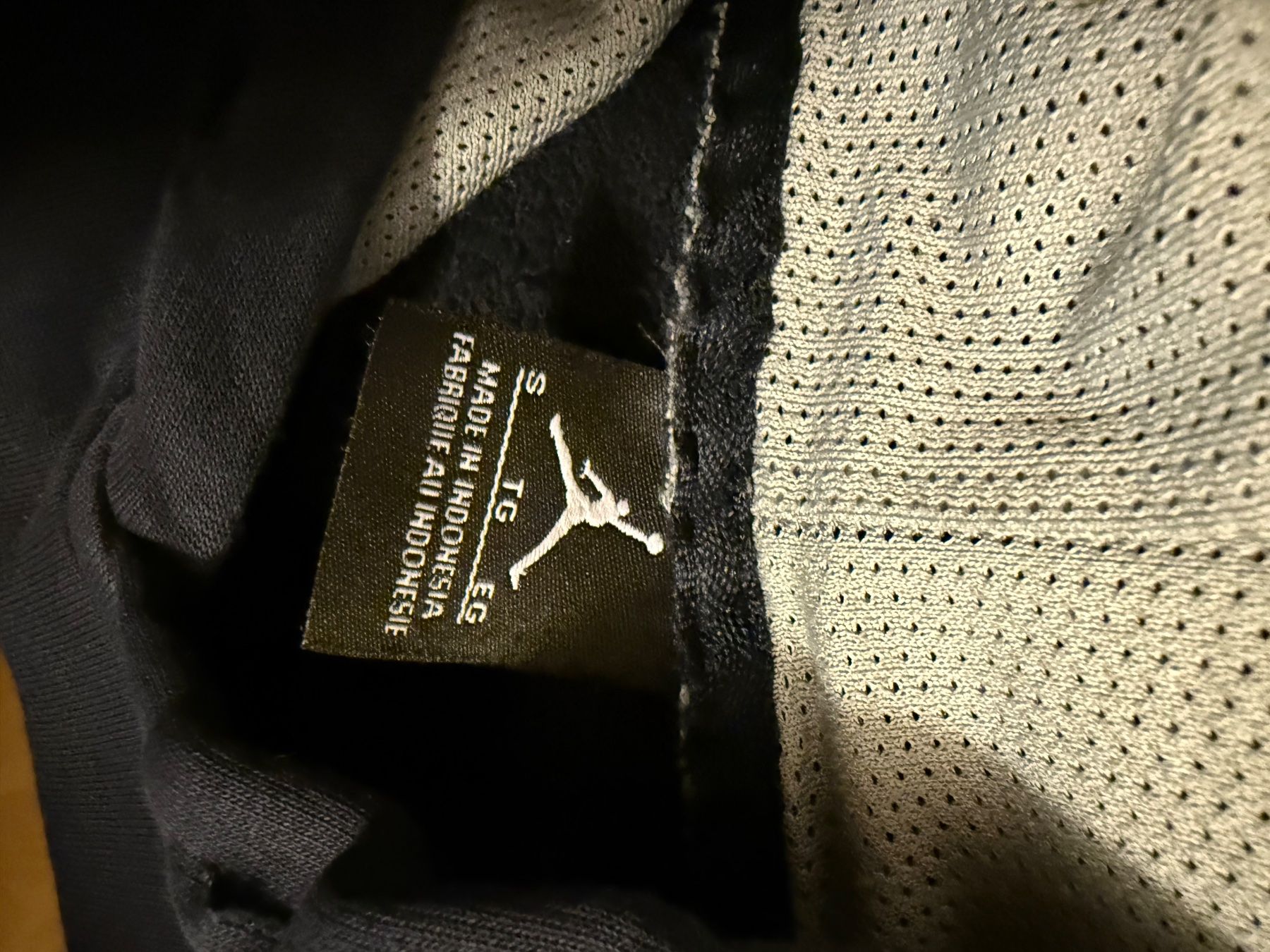 Jordan Pullover & Sweatshirts: Jordan Pulli – Gebraucht aus Suhr von sel_w2yg 3