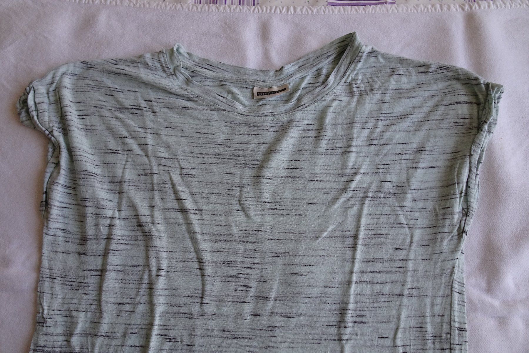 T-shirt: T-Shirt hellgrün gemustert Gr. XS - S – Usato da Strengelbach venduto da schmetterling20 1