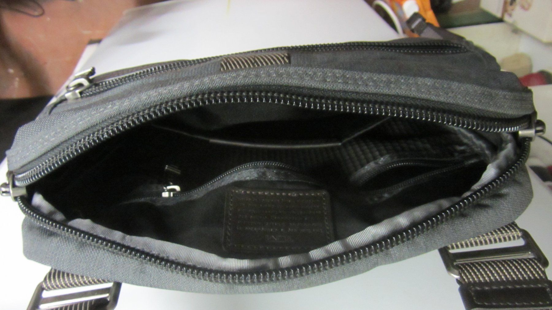 Tumi Borse: TUMI Tasche – Nuovo (secondo la descrizione) da Zürich venduto da bigboss 3