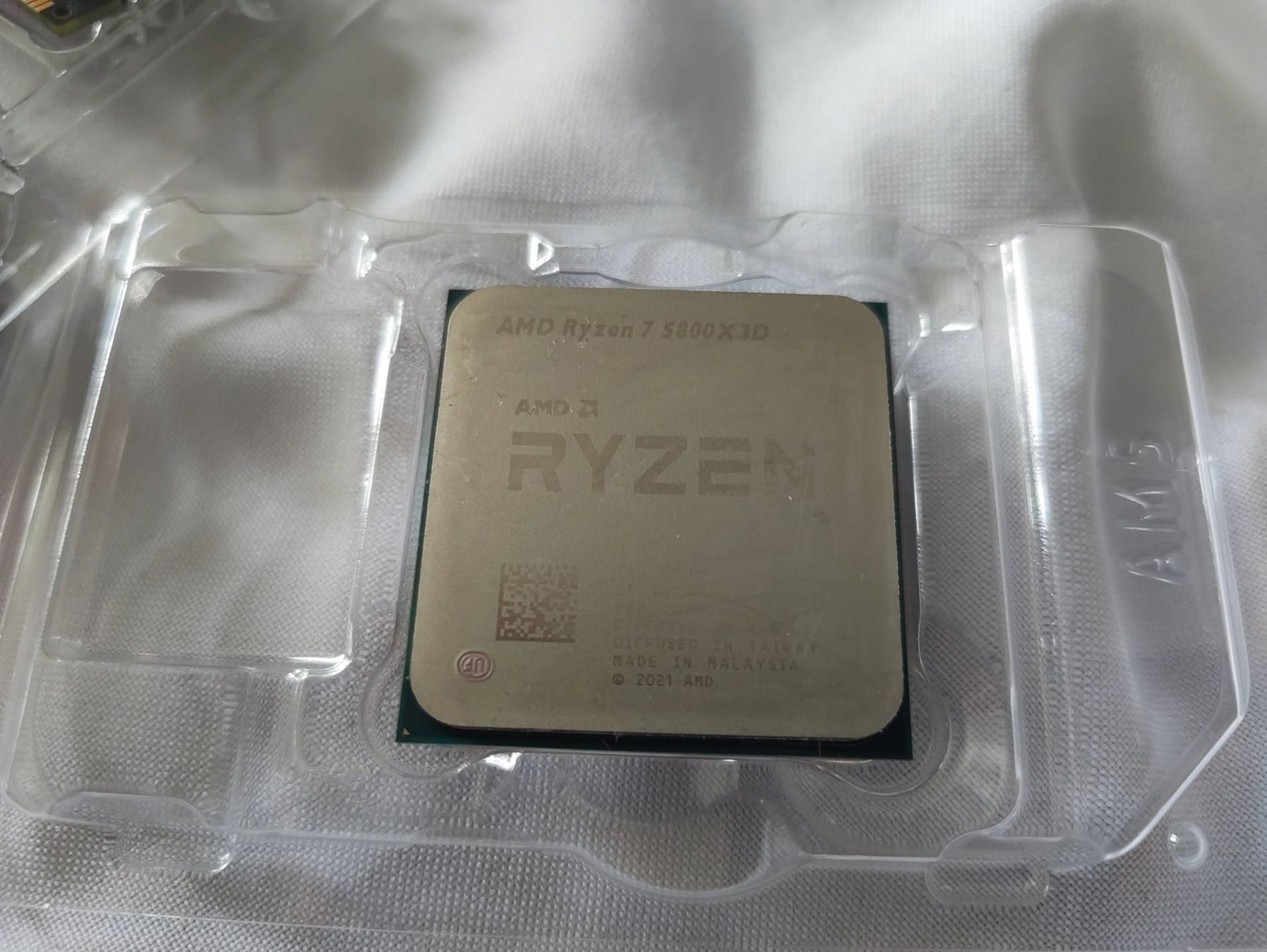 Amd Composants électroniques: AMD Ryzen7 5800X3D – D'occasion à St.Gallen par becks0815