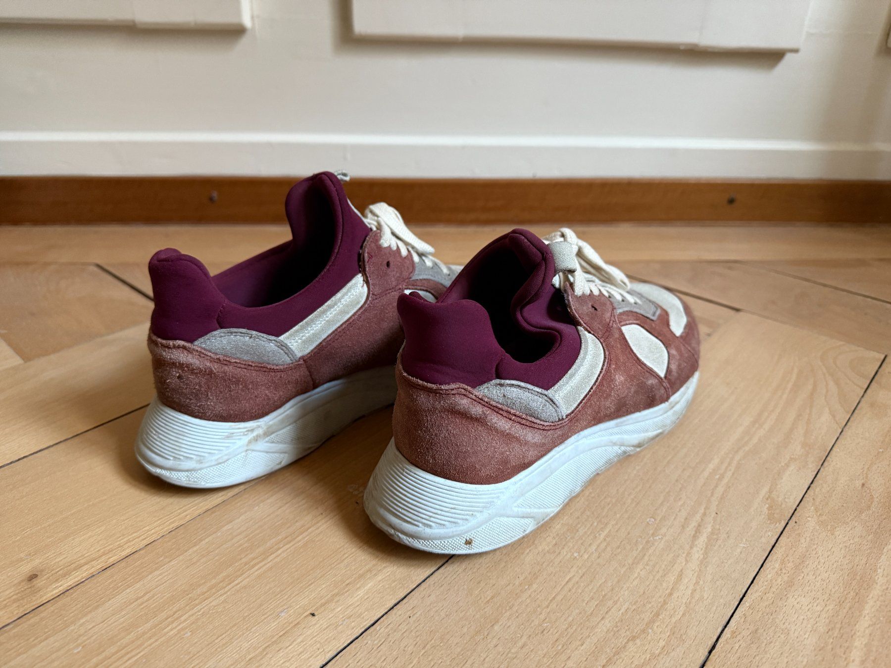 Scarpe da donna: EKN - Sneaker weinrot-weiss-grau 40 – Usato da Zürich venduto da Diazaio 2