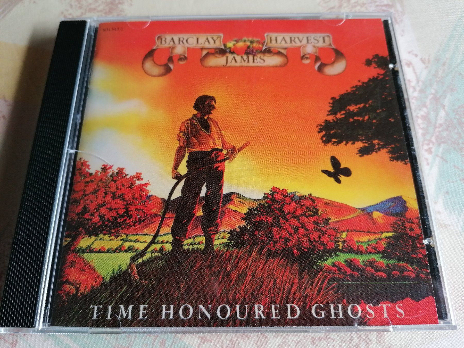 CD: Barclay James Harvest - Time Honoured Ghosts – Usato da Ermenswil venduto da easyric