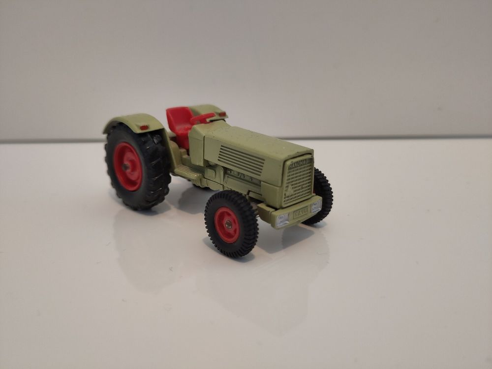 Tracteur Siku Hanomag Vert Avec Remorque V225 – Miniature Occasion
