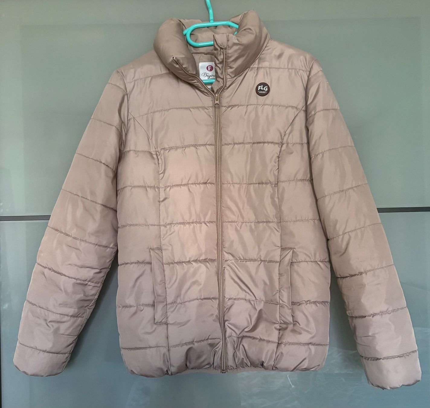 Giacche: Winterjacke in Beige, Grösse M – Usato da Rümlang venduto da Jenni.21