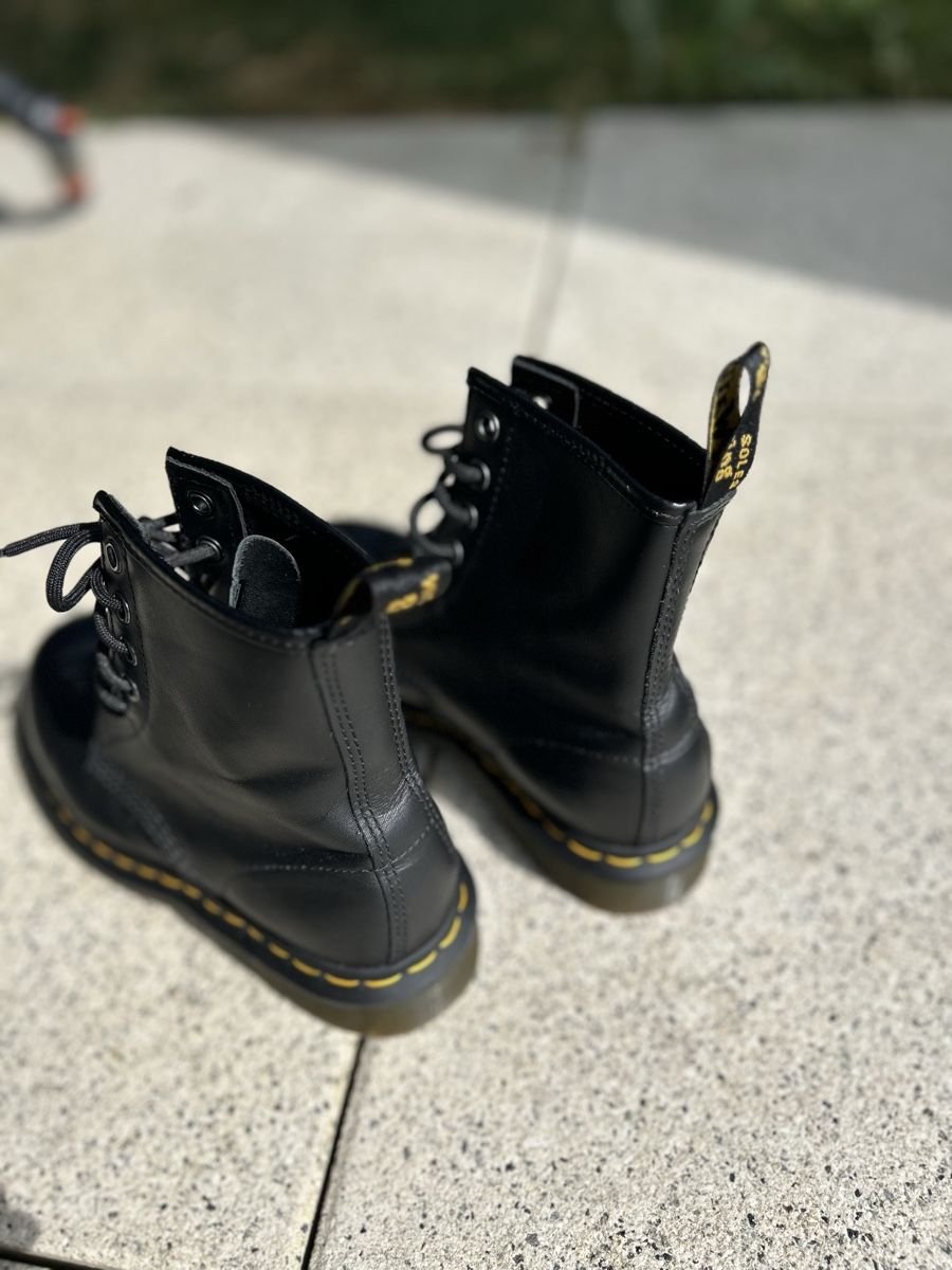 Dr. Martens Scarpe da uomo: Dr Martens comme neuves pointure 36 – Nuovo (secondo la descrizione) da Vuadens venduto da MLM01 2